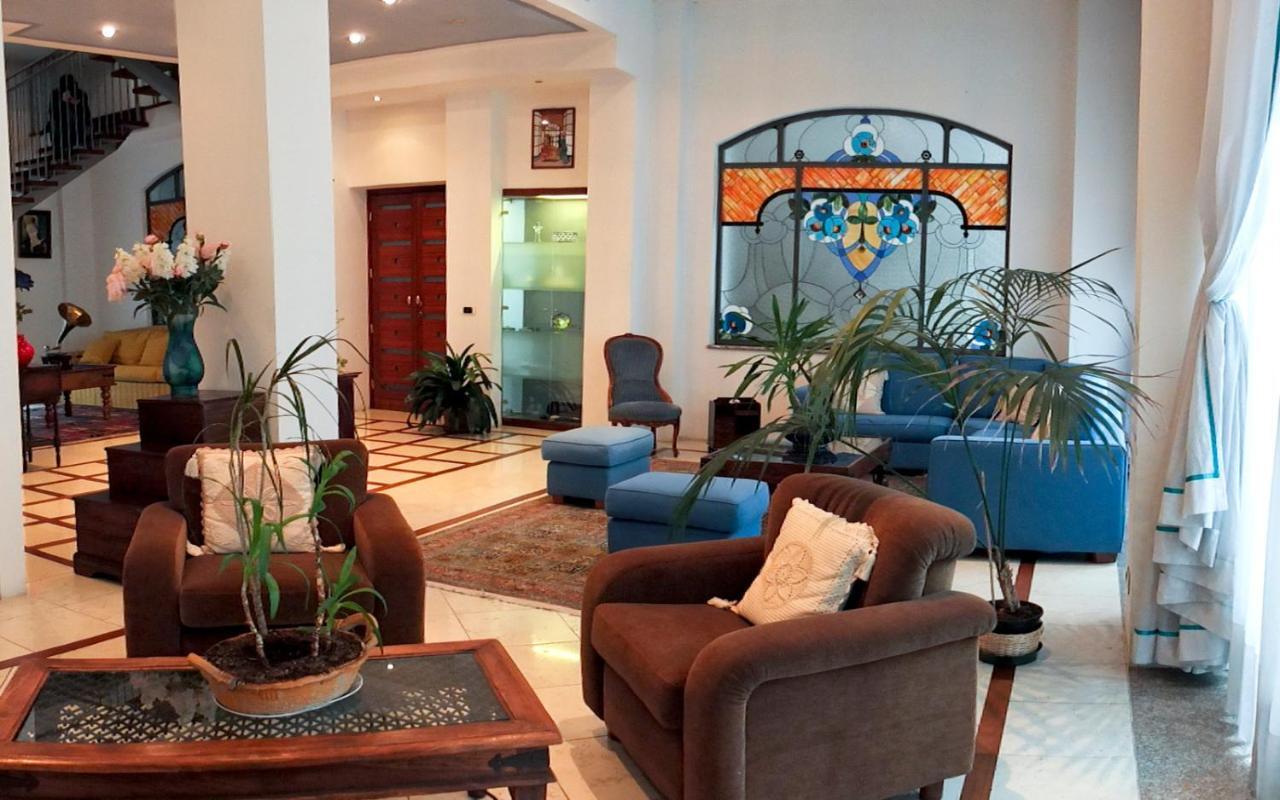 Hotel Antares Arona Luaran gambar